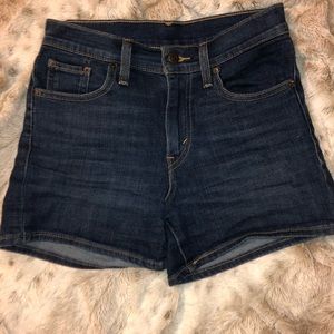 Levi shorts